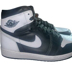 Air Jordan 1 Retro High ‘85 Og ‘Black And  White’